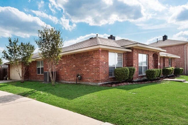 Photo - 506 Pecos Path Dr