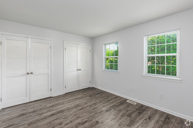 2BR, 1.5BA - 1,080SF - Guest Bedroom