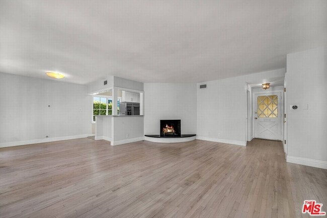 Photo - 11118 Franklin Ave