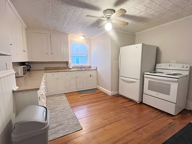 Photo - 87 Elm St Unit 3