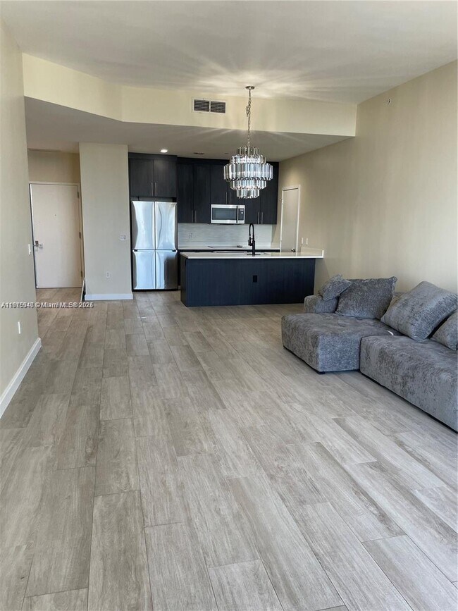 Photo - 55 SW 9th St Unit 4304