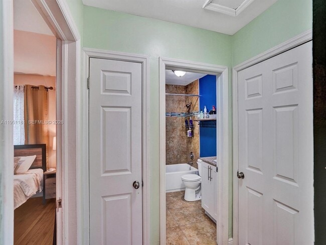 Photo - 615 SW 4th Ave