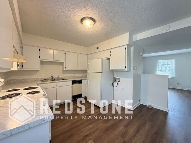 Photo - 1730 Wood Ave