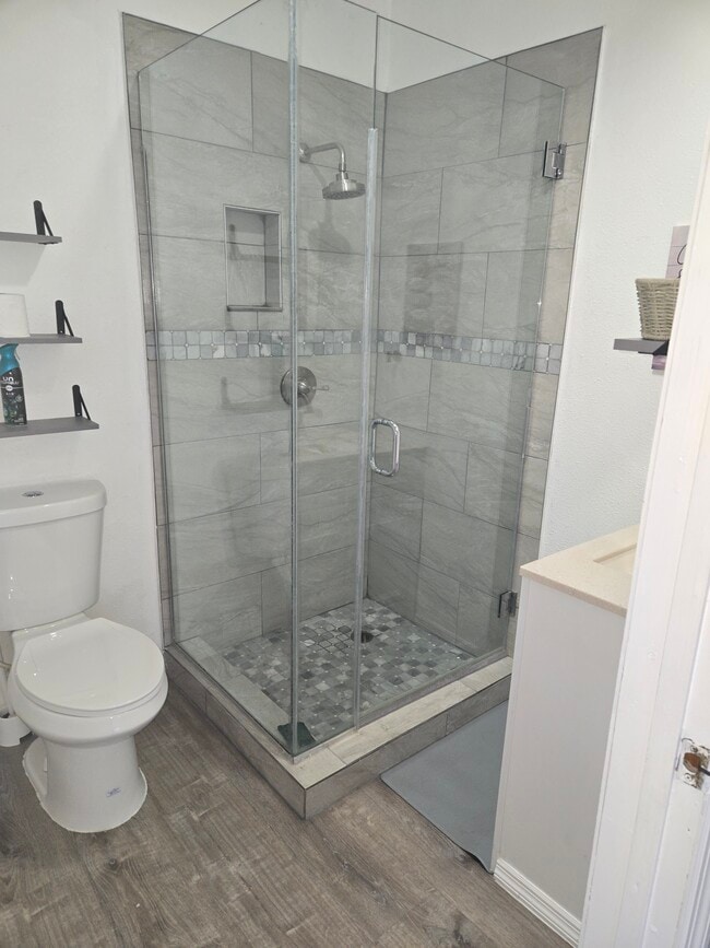 Photo - 19106 Sunlake Blvd