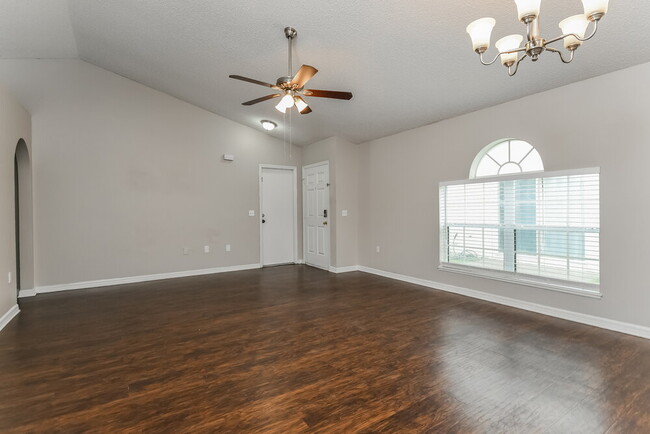 Photo - 2688 Whispering Trails Dr