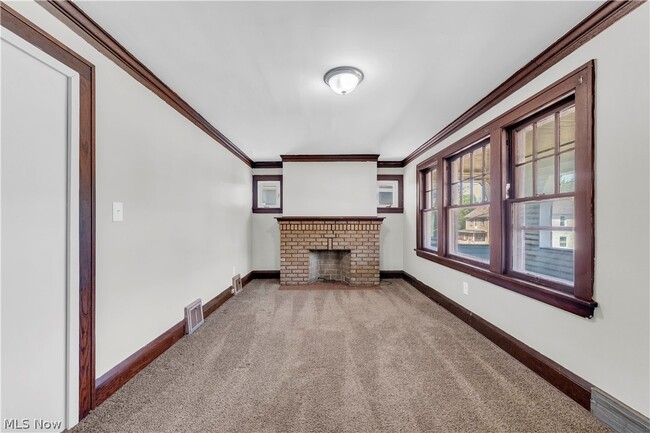 Photo - 3554 E 113th St Unidad 2/UP
