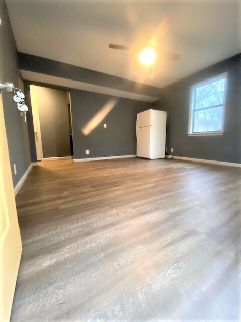 Photo - 1031 Curran St NW