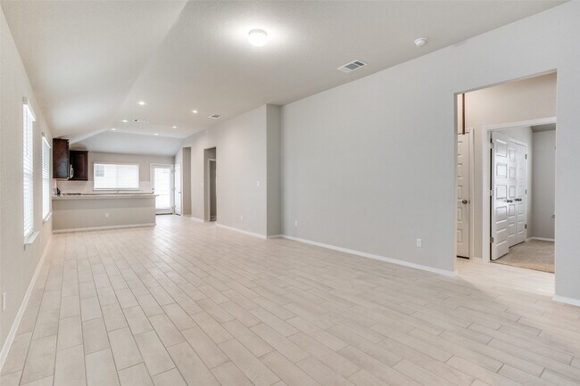 Photo - 168 Heather Glen Way