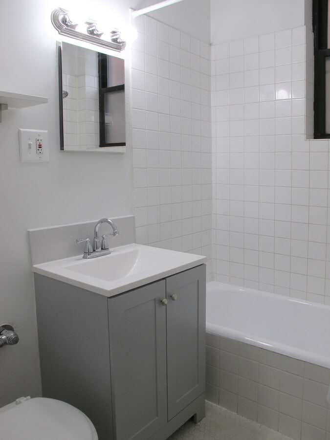 Photo - Ashland Avenue Apartments