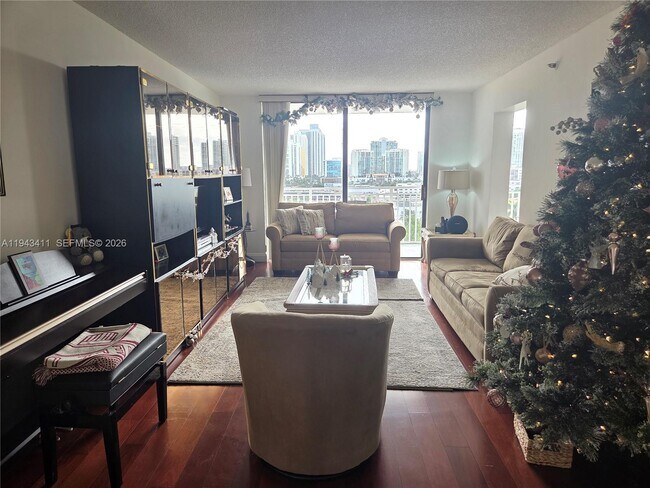 Photo - 210 174th St Unit 1008