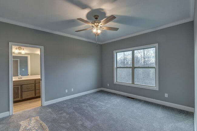 Photo - 130 Locust Fork Rd