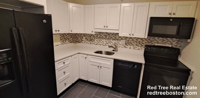 Photo - 101 Monmouth St Unit 208