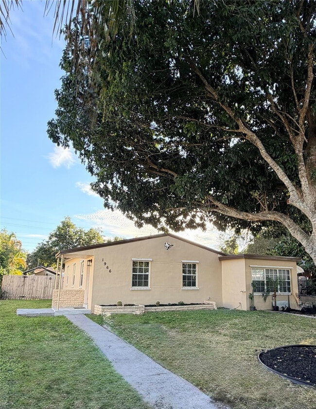 Photo - 1966 NE 177th St