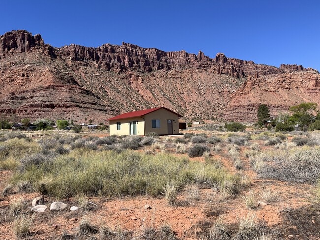 Photo - 2780 Roberts Dr