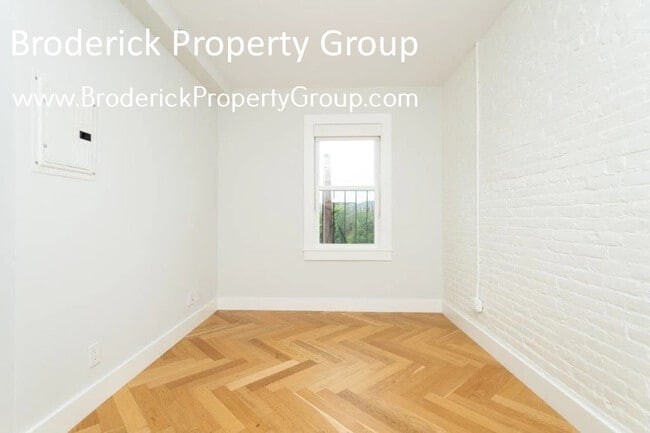 Photo - 459 Massachusetts Ave