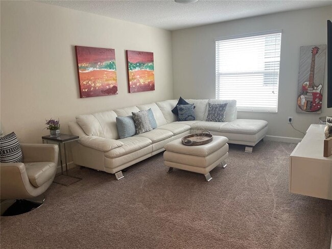 Photo - 1565 Flange Dr