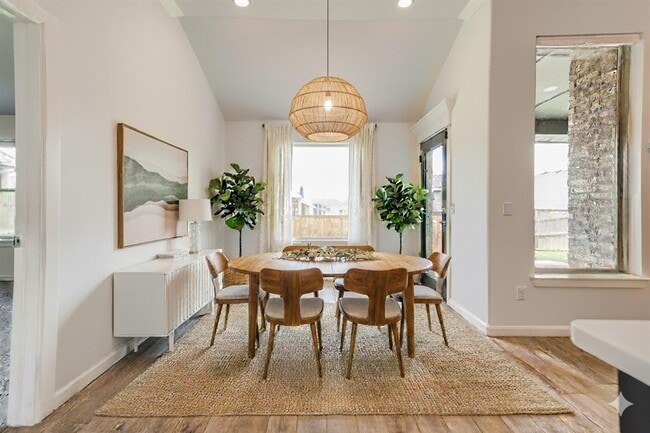 Photo - 1632 NE 35th St