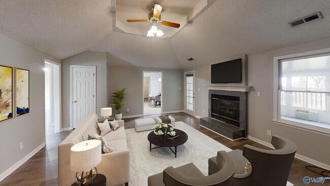 Photo - 102 Montrose Dr