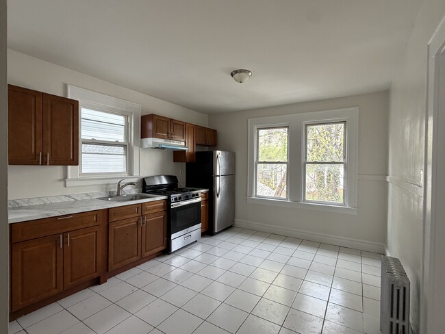 Photo - 65 Durand Pl Unit 2