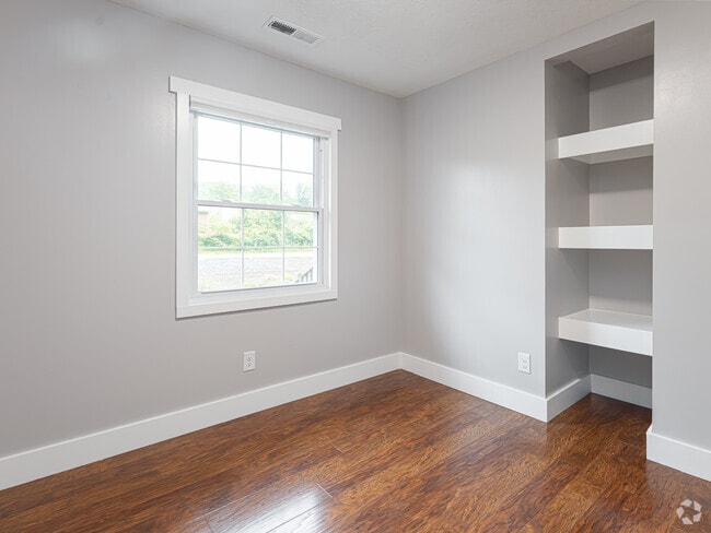 Building Photo - 3 Southwicke Ct Rental