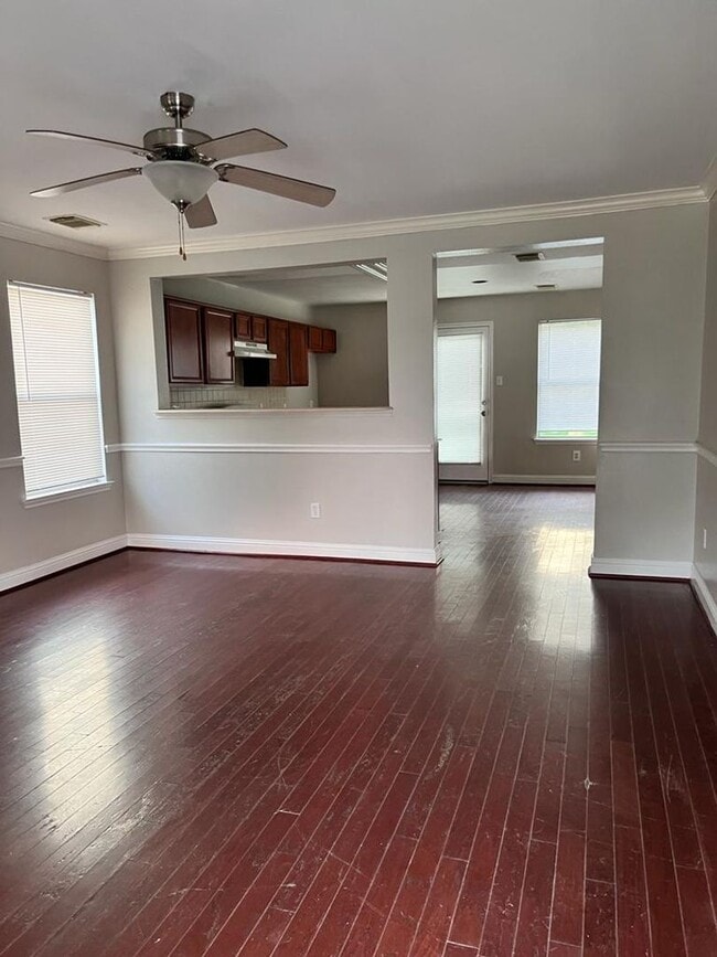 Photo - Great property in a GREAT COMMUNITY!!