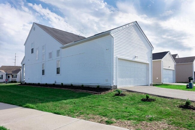 Photo - 5630 Alliance Way