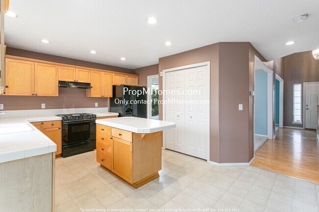 Photo - Colorful Four Bedroom Home In Bethany W/ Spacious Backyard!