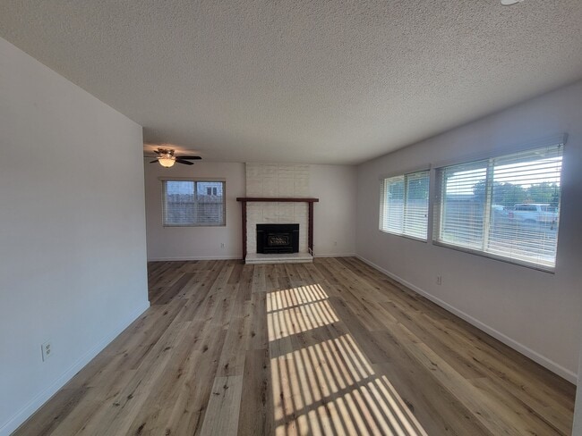 Photo - 2704 S Fairway Ct