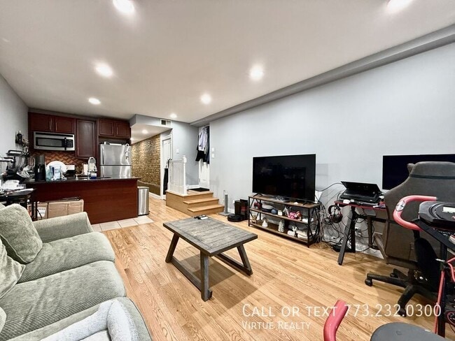 Photo - 5791 N Ridge Ave Unit #G