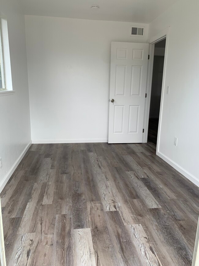 Bedroom 1 - 3485 Hadley Way