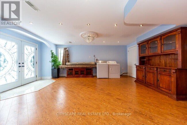 Photo - 136 Manley Ave