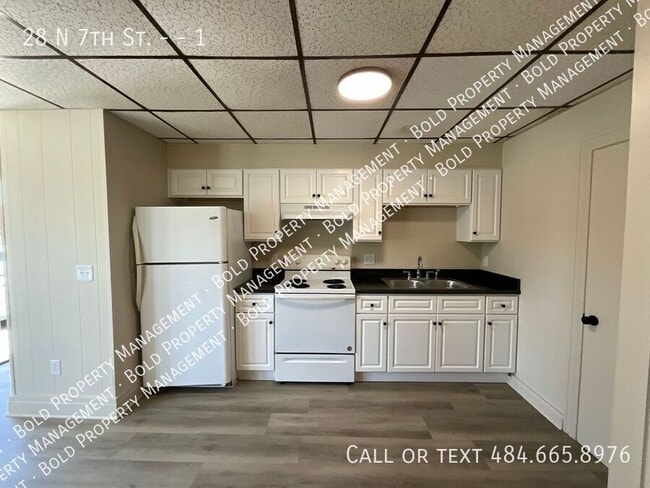 Building Photo - 28 N 7th St Unit 1
