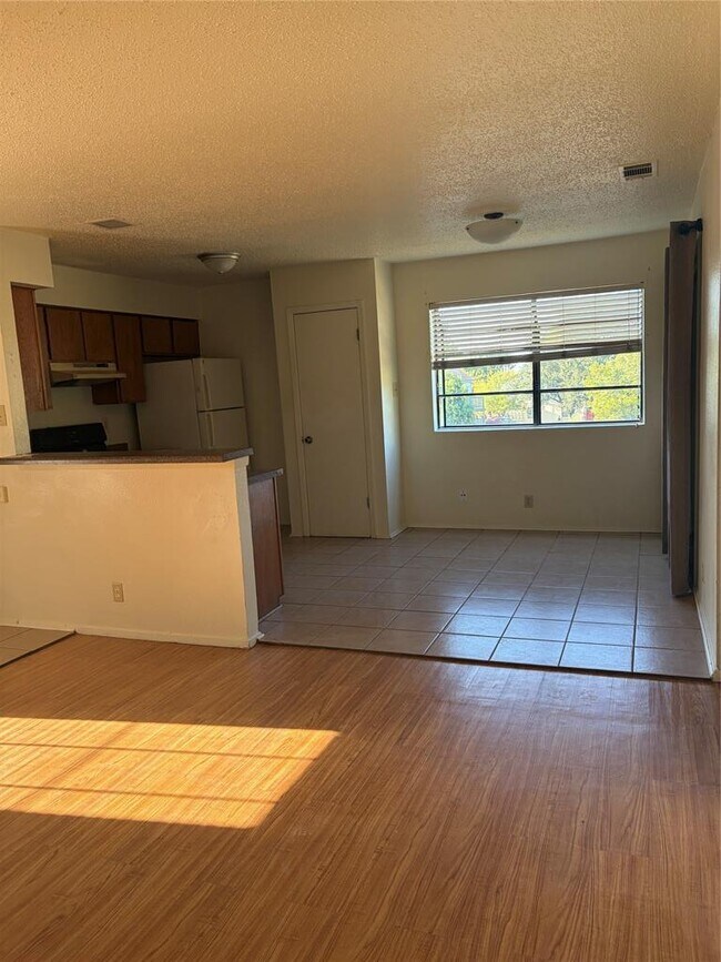 2311 Rachael Ct