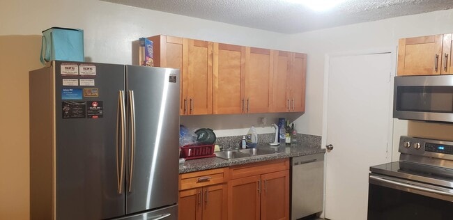 Building Photo - 5700 NW 28th St Unit 5700