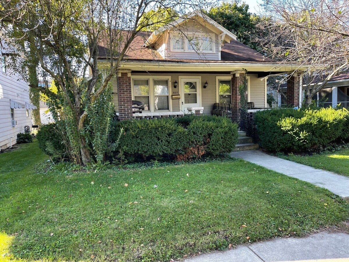 Photo - 3 Bedroom 2 Bathroom on Campus! Casa