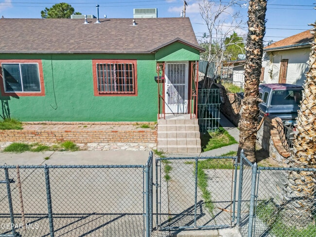 Building Photo - 2629 Wheeling Ave