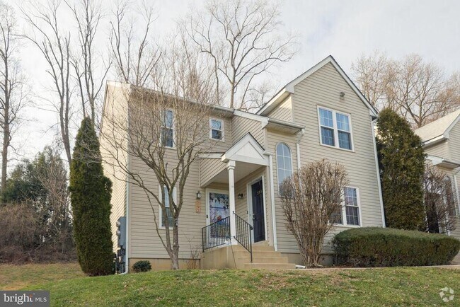 Building Photo - 293 Wexford Ct Rental