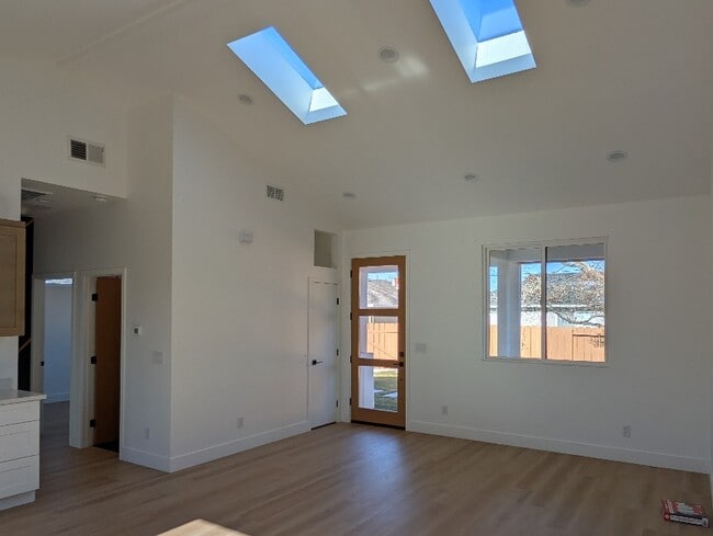 Photo - 3036 Greenwood Dr