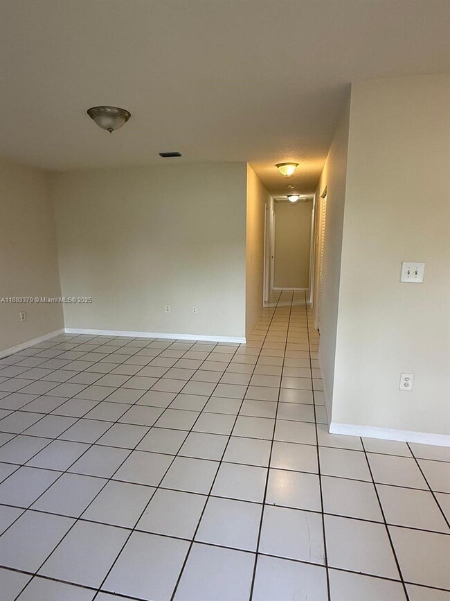 Photo - 785 SW 8th Terrace