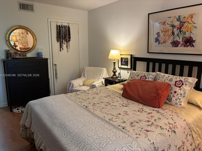 Photo - 8225 Lake Dr Unit 404