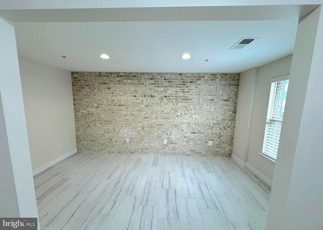 Photo - 9160 Landon House Ln