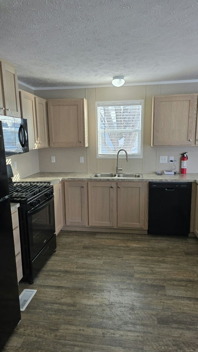 Photo - 5156 Exeter Ave