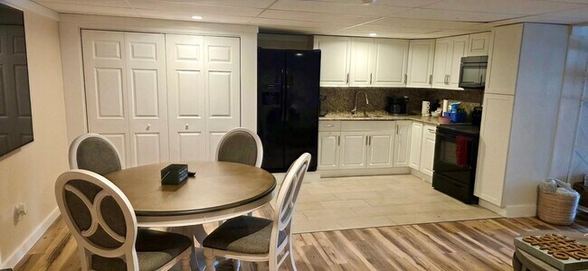 1345 Airport Dr