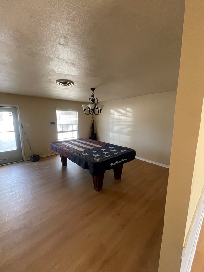 Photo - 302 E Harriet Ave