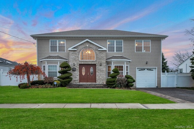 Building Photo - 134-110 10th St