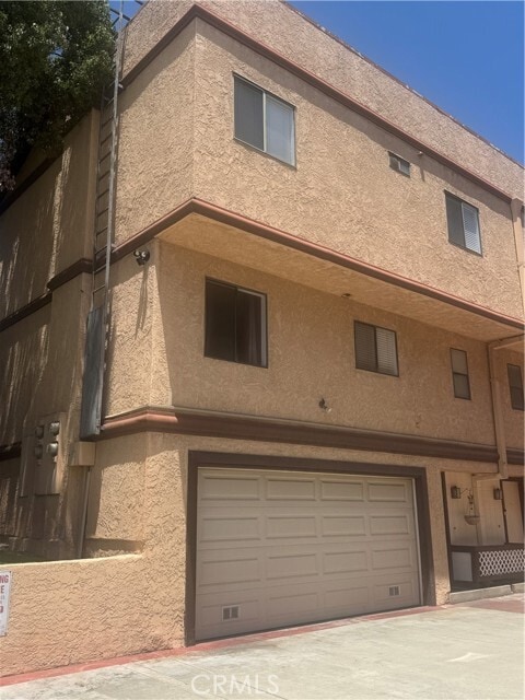 Building Photo - 1039 Mt Olive Dr