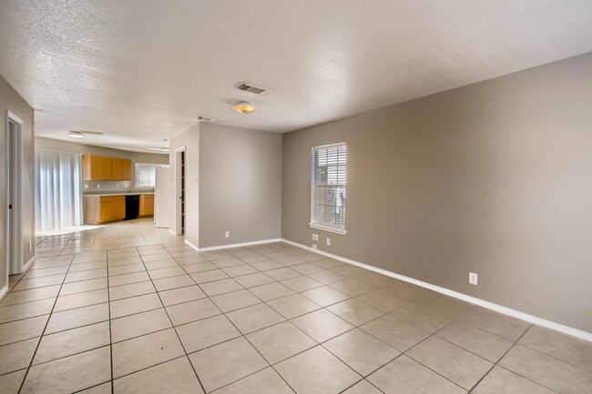 Photo - 4BR/2.5 Bath near the San Antonio Medical Center!!!
