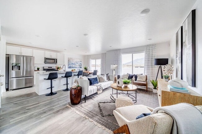 Like new Long Valley Townhome! - Like new Long Valley Townhome!