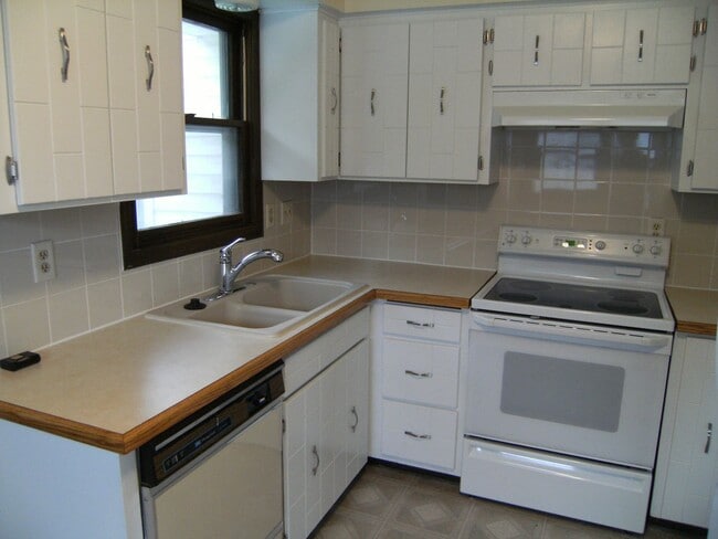 Photo - 3026-3028 Menke Cir Unidad 3026