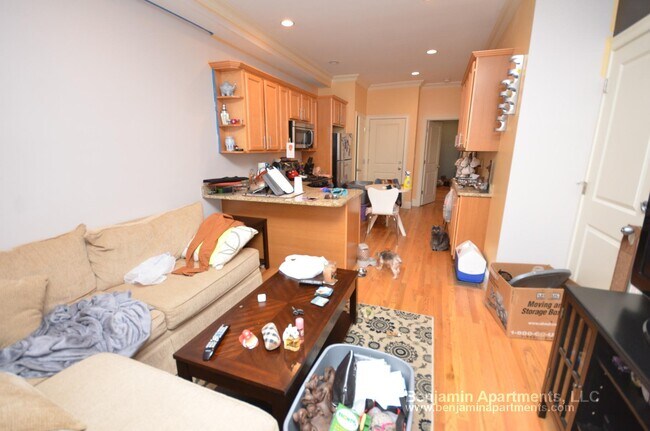Photo - 27 Lothrop St Unit 1